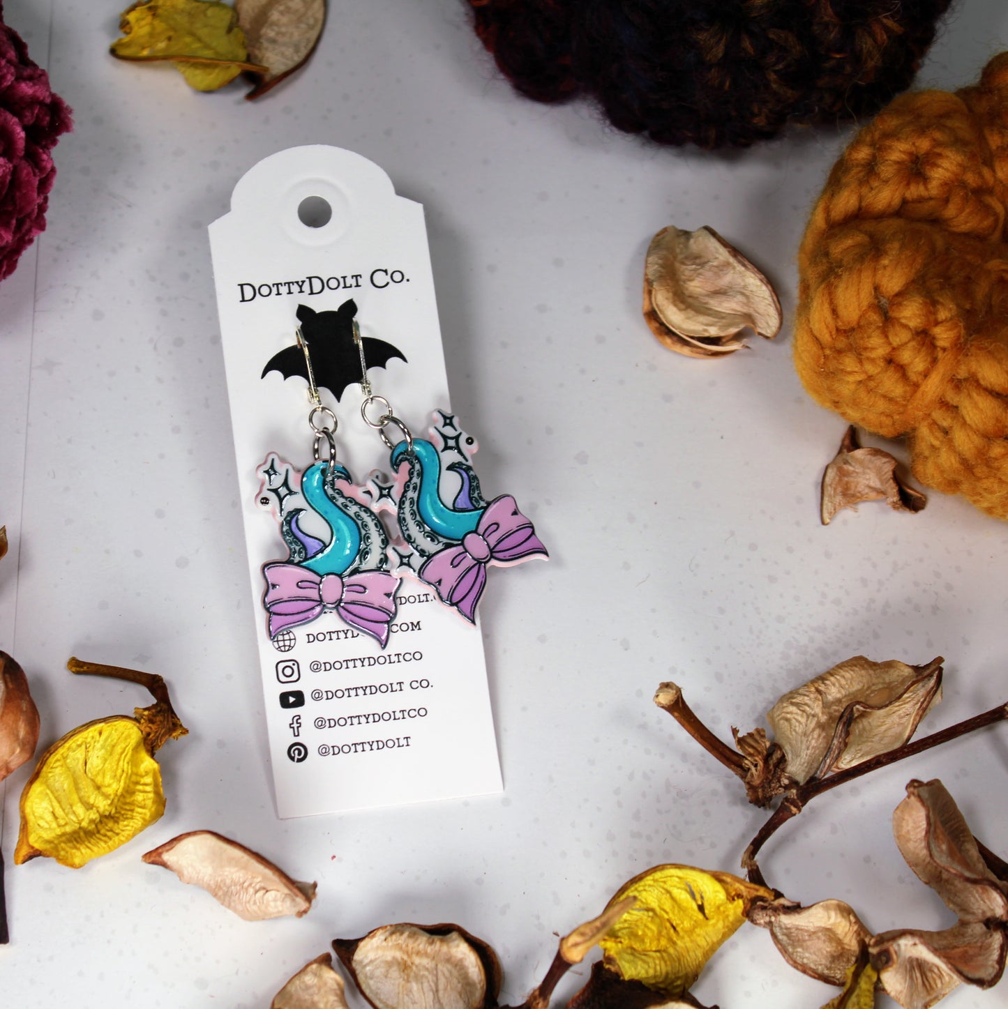 "Bows & Tentacles" - Tentacle