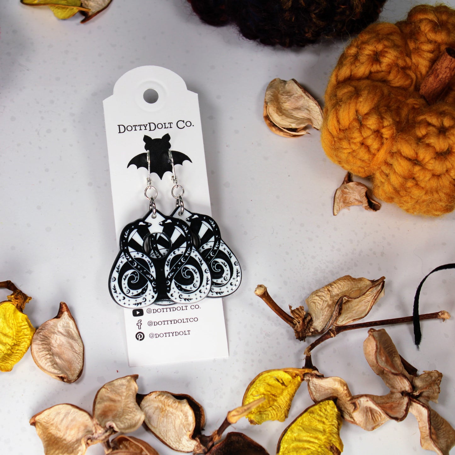 "Snakes & Moons" - Planchette