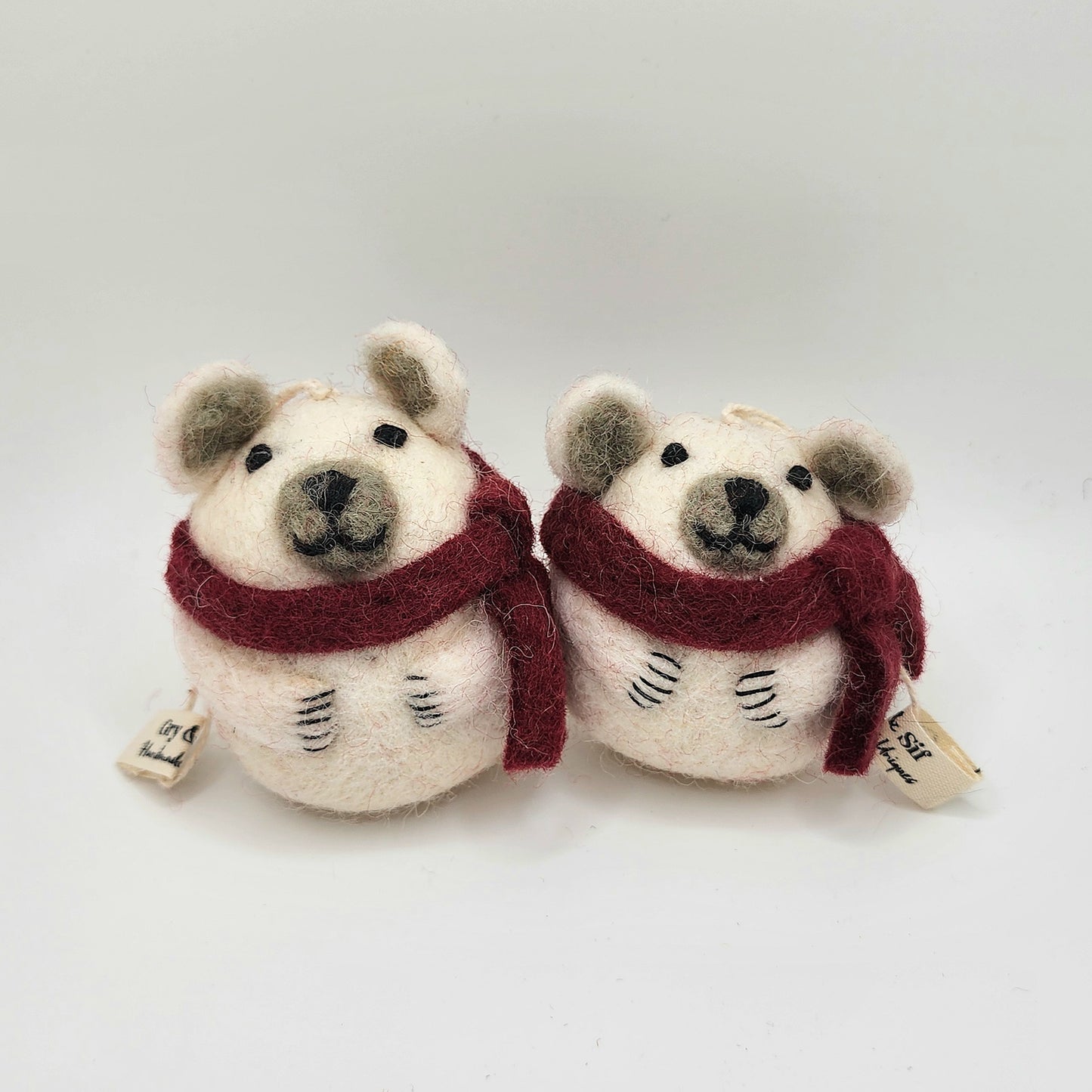 "Polar Bear" - Gry and Sif