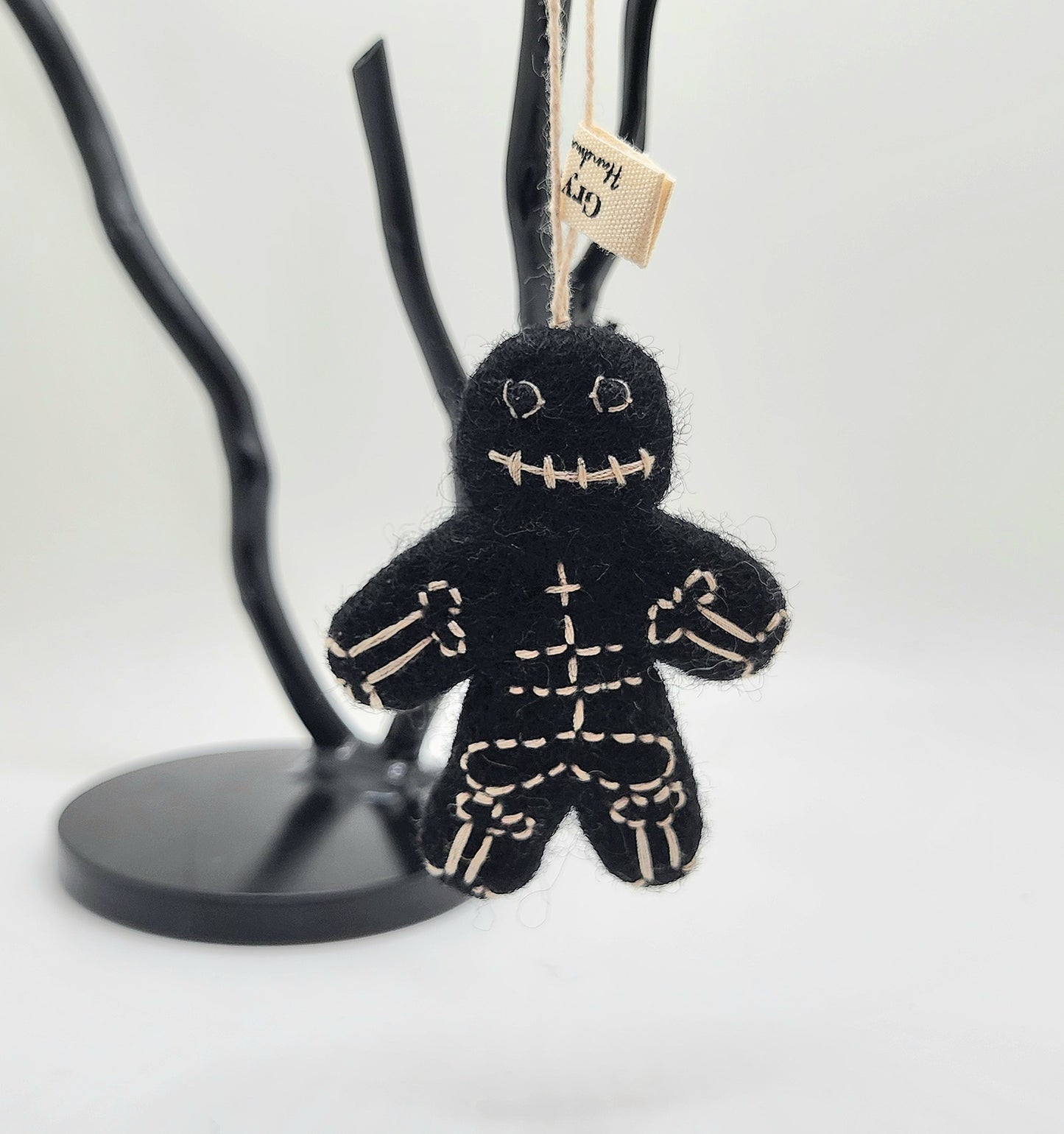 "Voodoo Skeleton" - Gry and Sif